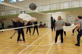 Subalansuota jauniems, bet puikiai tinka ir vyresniems