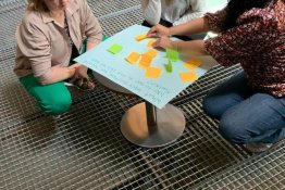 Virtualios realybės kelionė pamokoje