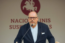 Robertas Ramanauskas. Dėl mokymosi rezultatų kalti ne mokytojai, o iš esmės ydinga sistema