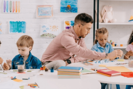 Raseinių rajono bendrojo ugdymo įstaigų pedagogų konferencijos „Universalusis dizainas įtraukiajame ugdyme: iššūkiai, galimybės, praktiniai sprendimai“ aprašas.